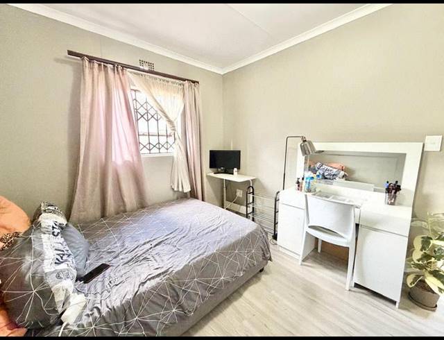 2 BEDROOM HOUSE FOR SALE IN CLAYVILLE
